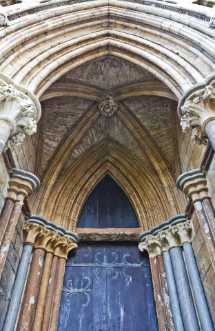 Lincoln_Cathedral_3_small.jpg